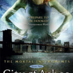 City of Ashes Cassandra Clare Kitap Kapağı