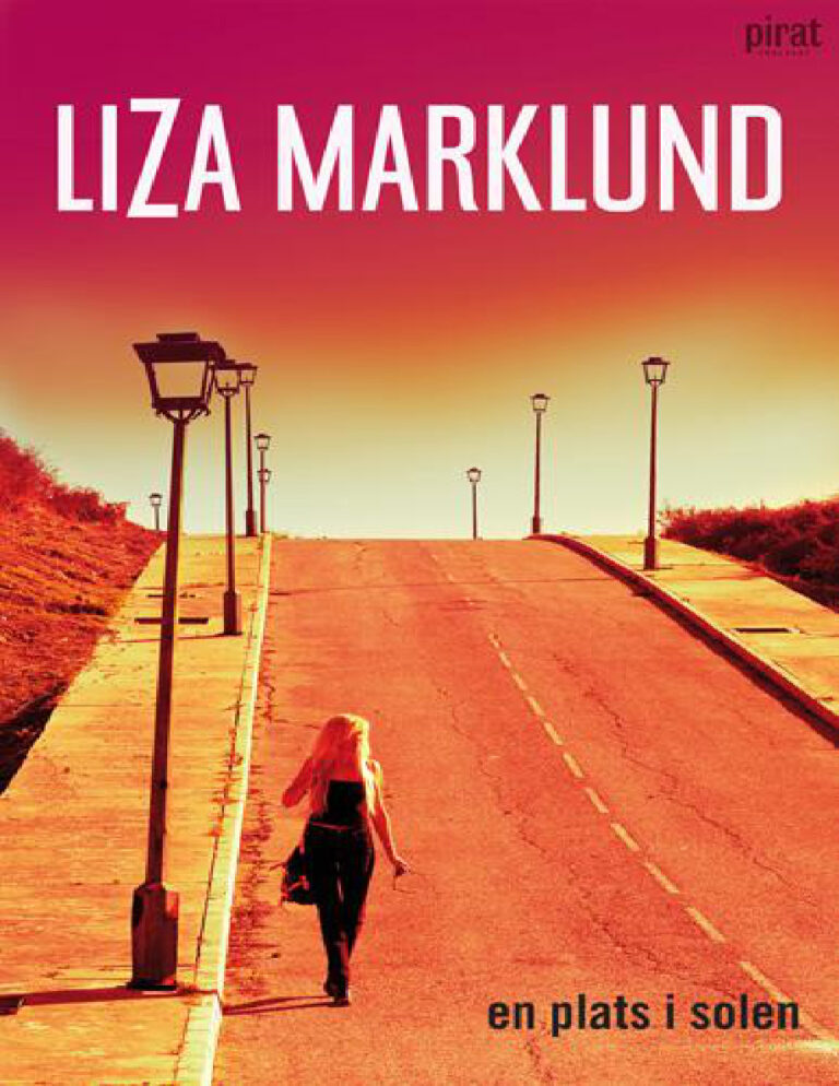En plats i solen Marklund Liza Kitap Kapağı