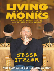Living with the Monks by Jesse Itzler ITZLER, JESSE z lib org epub Kitap Kapağı