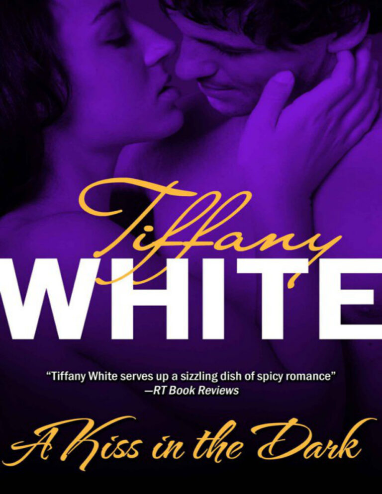 A Kiss in the Dark Tiffany White Kitap Kapağı