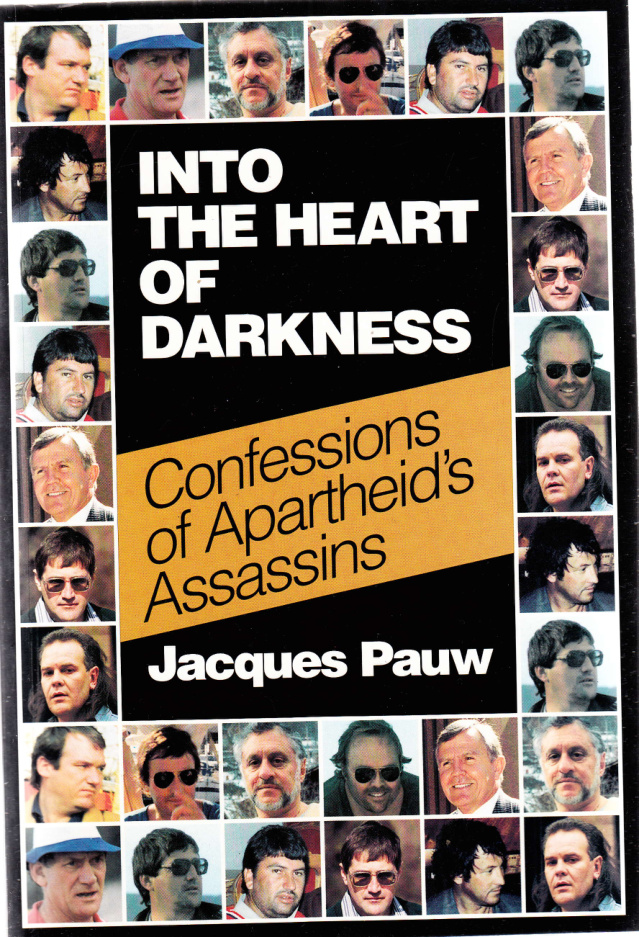 Into the heart of darkness Jacques Pauw Kitap Kapağı