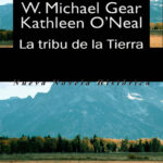 La tribu de la tierra Spanish Edition Kathleen ONeal Gear Kitap Kapağı
