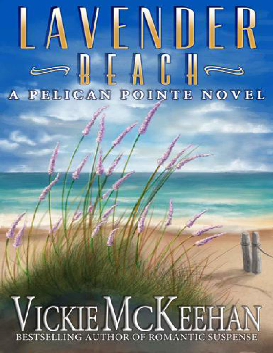 Lavender Beach Vickie McKeehan Kitap Kapağı