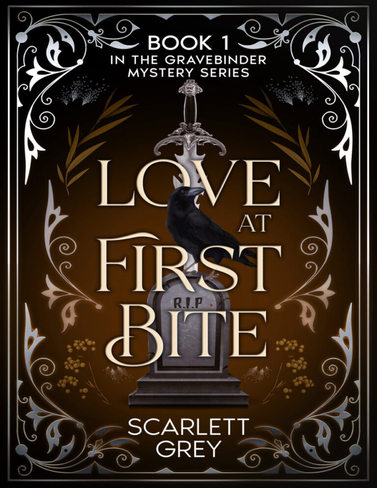 Love at First Bite Scarlett Grey Kitap Kapağı
