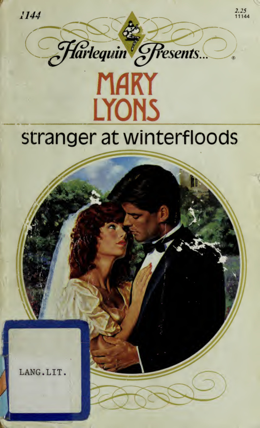 Stranger at winterfloods Mary lyons Kitap Kapağı