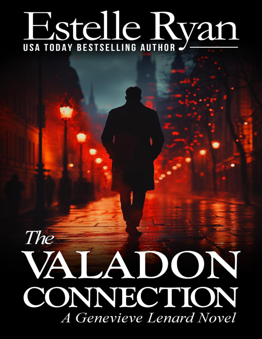 The Valadon Connection Estelle Ryan Kitap Kapağı