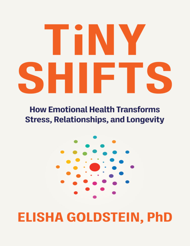 Tiny Shifts Elisha Goldstein Kitap Kapağı