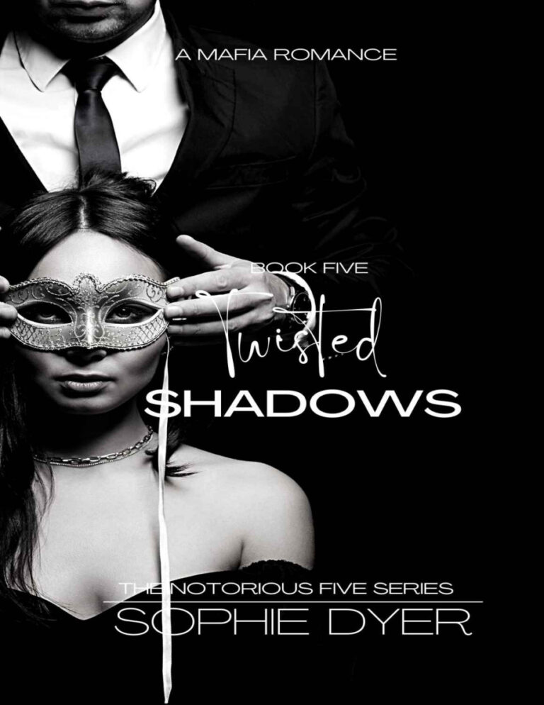 Twisted Shadows Sophie Dyer Kitap Kapağı