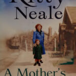 A mothers sacrifice Kitty Neale Kitap Kapağı
