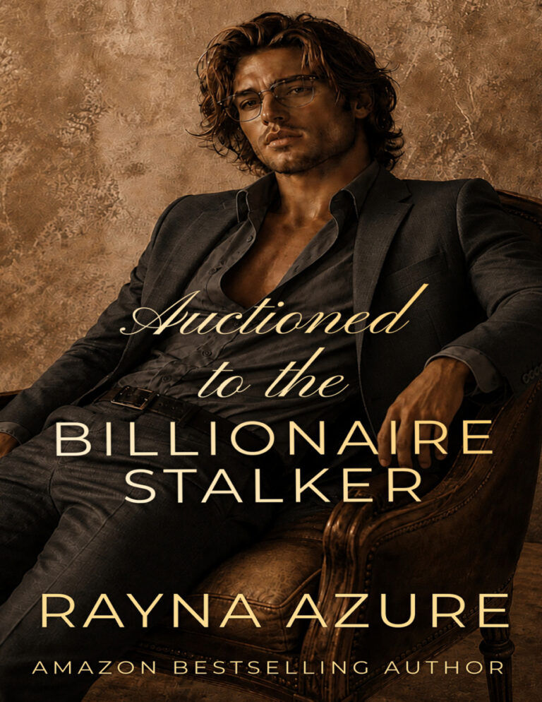 Auctioned to the Billionaire Stalker Rayna Azure Kitap Kapağı