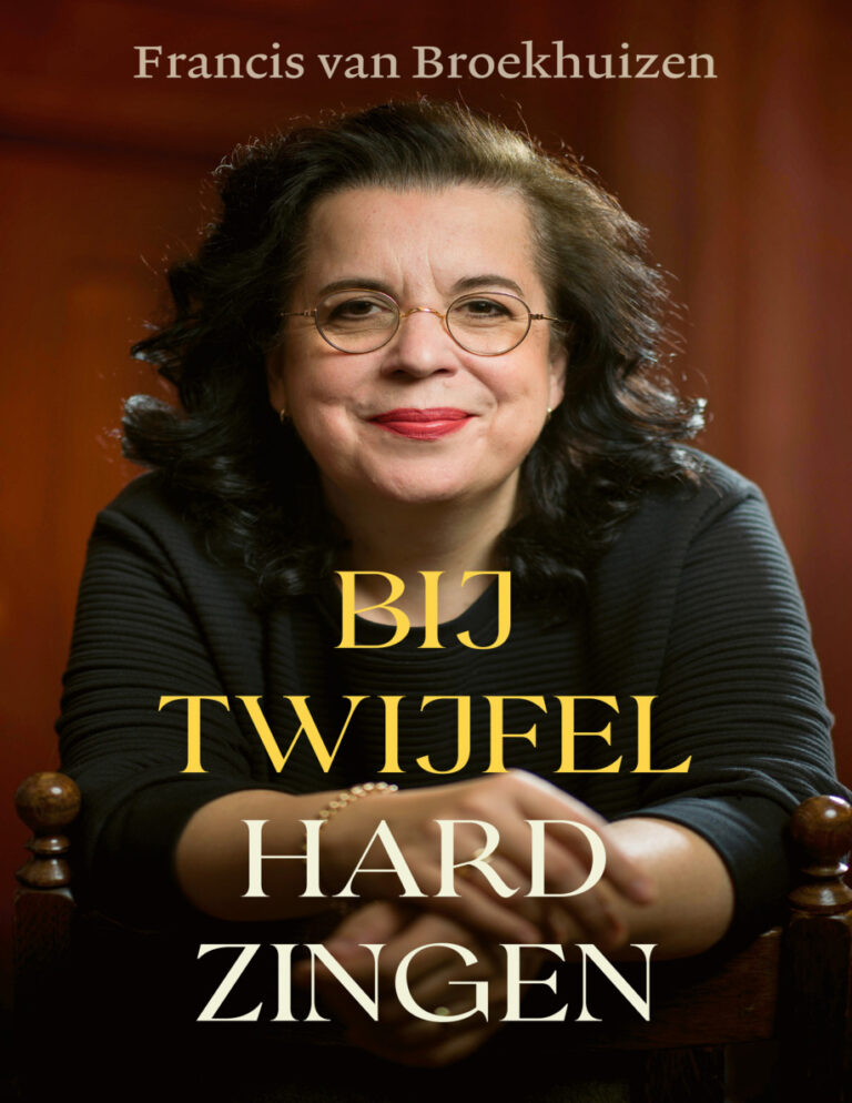 Bij twijfel hard zingen Dutch Edition Francis van Broekhuizen Kitap Kapağı