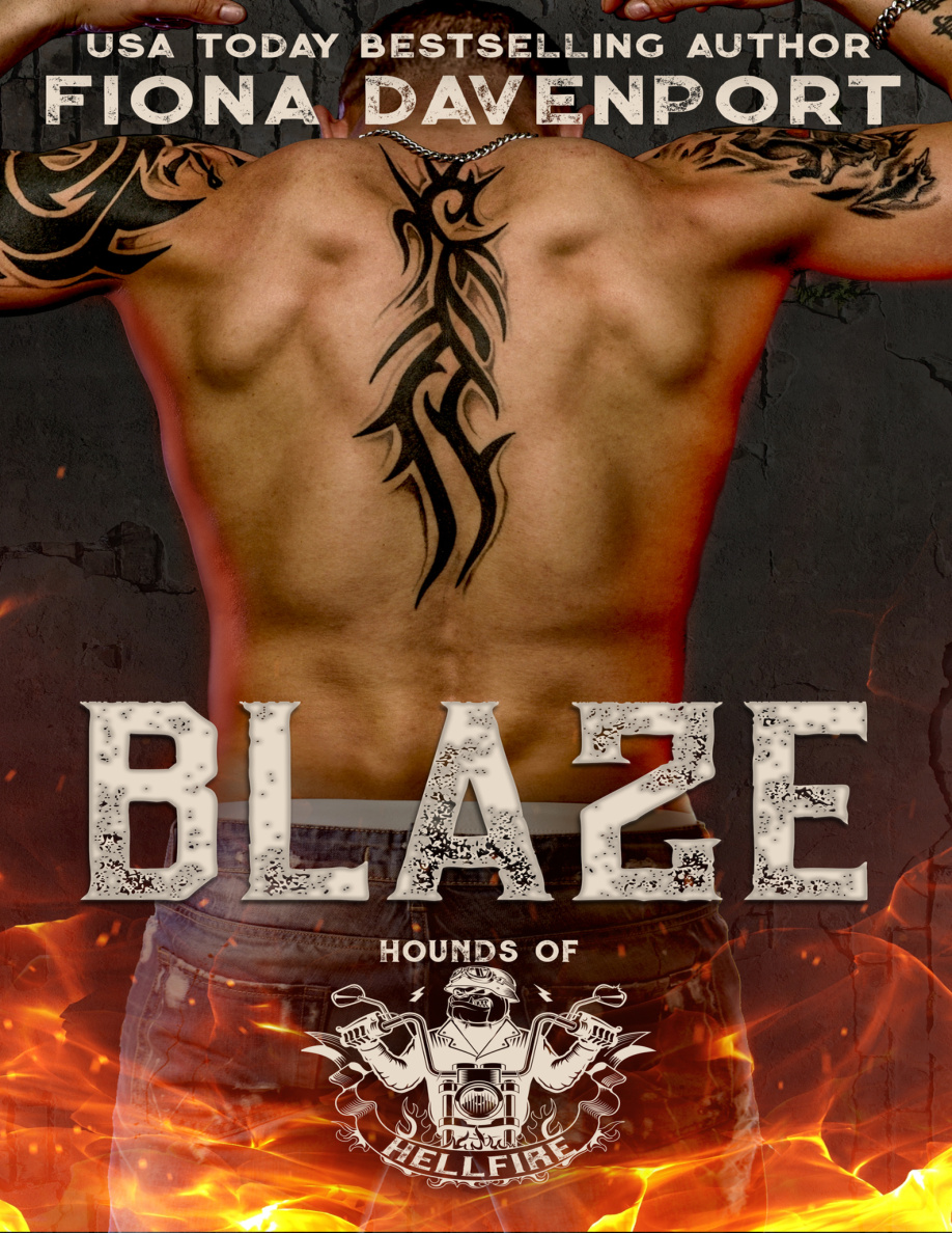 Blaze Fiona Davenport Kitap Kapağı