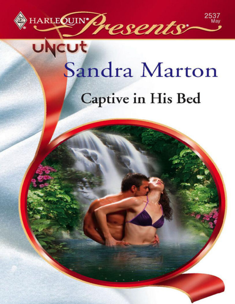 Captive in his Bed Sandra Marton Kitap Kapağı