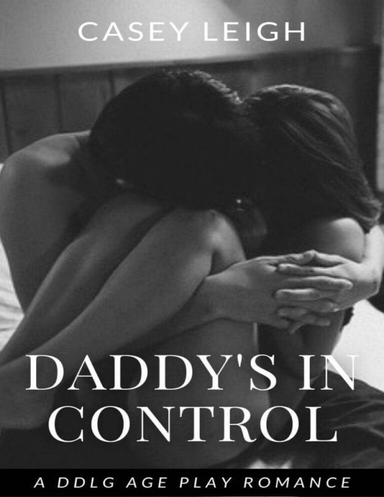 Daddys in Control A DDLG Age Play Romance casey leigh Kitap Kapağı
