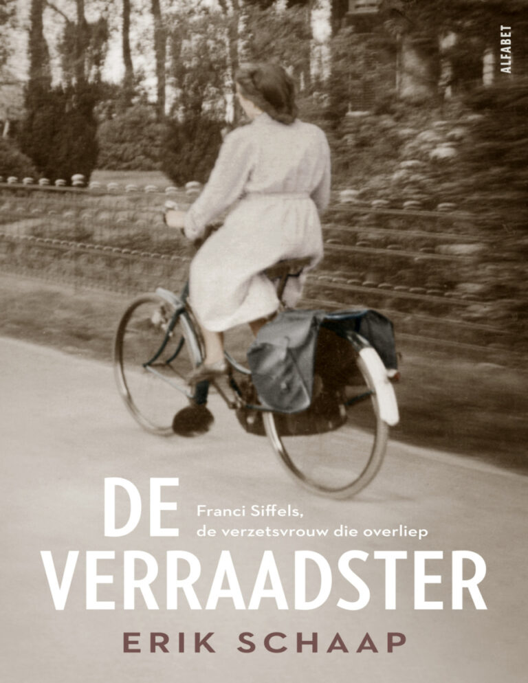 De verraadster Dutch Edition Erik Schaap Kitap Kapağı