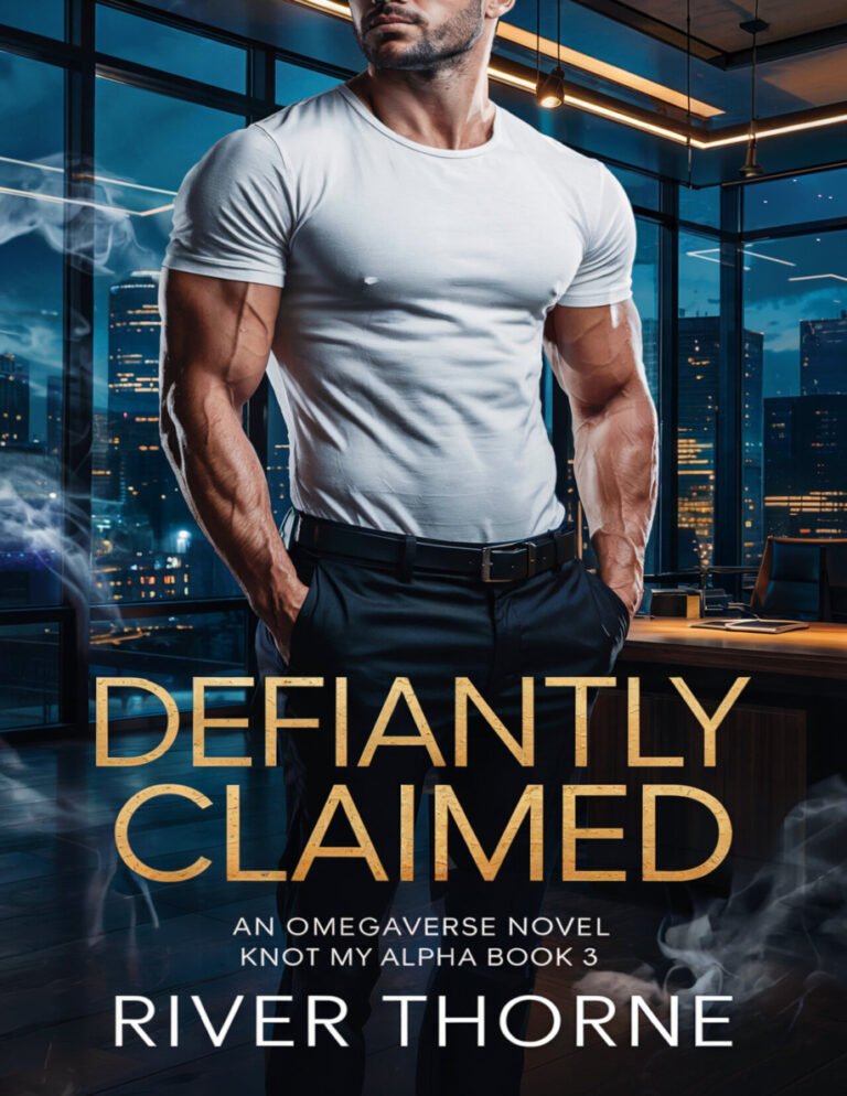Defiantly Claimed River Thorne Kitap Kapağı