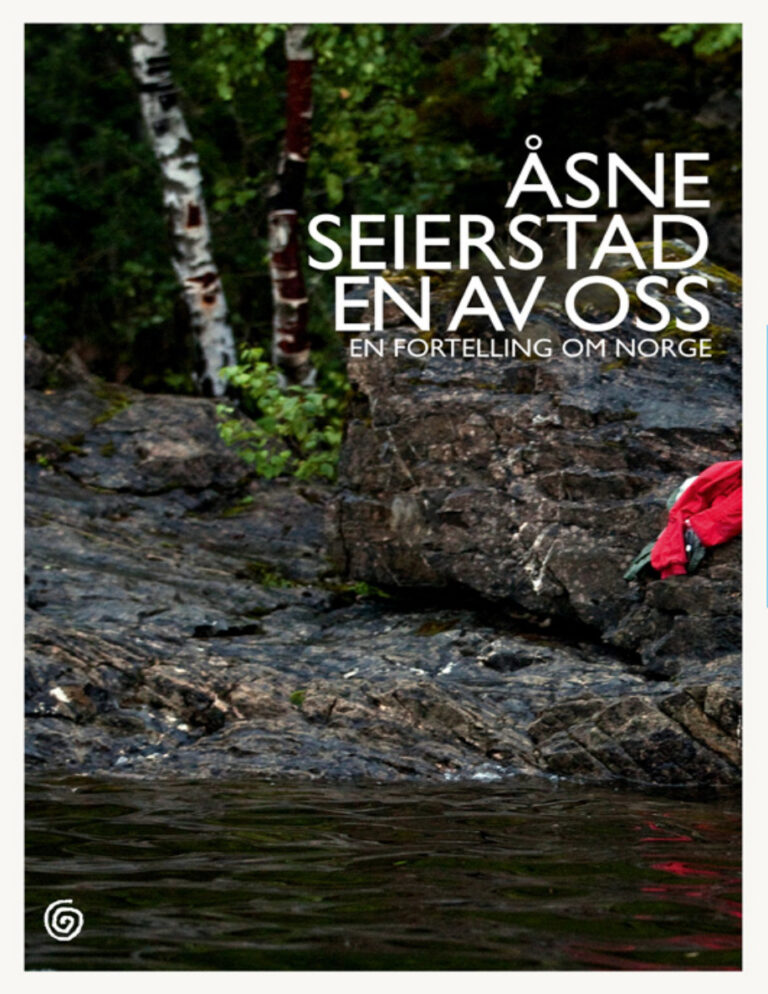 En av oss en fortelling om Norge Norwegian Edition Seierstad Kitap Kapağı