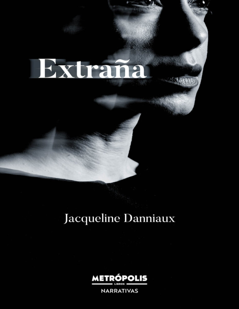 Extrana Spanish Edition Jacqueline Danniaux Kitap Kapağı