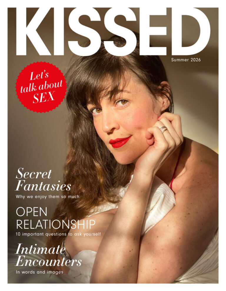 Kissed Summer 2026 Kissed Kitap Kapağı