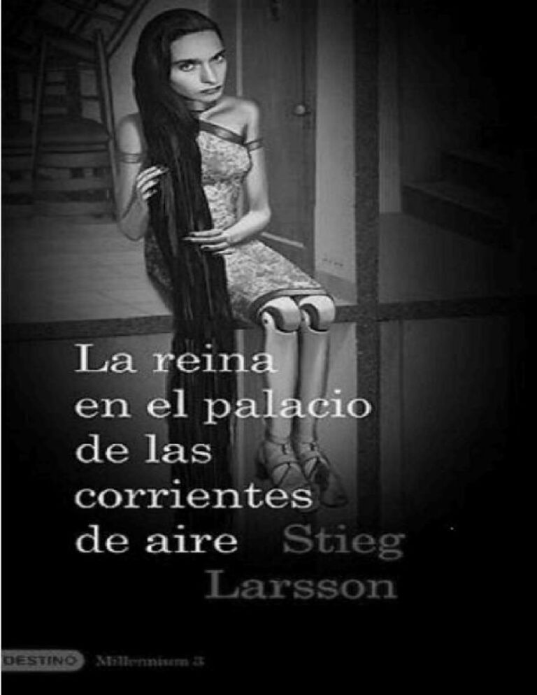 La Reina en el Palacio de las Corrientes de Aire Spanish Stieg Larsson Kitap Kapağı
