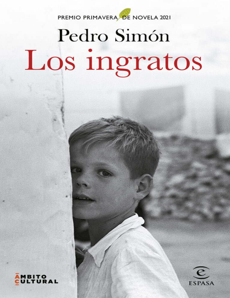 Los ingratos Spanish Edition Pedro Simon Kitap Kapağı