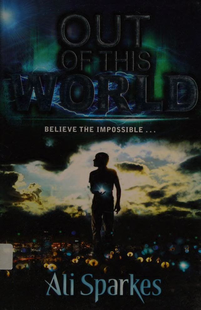 Out of this world ali sparkes Kitap Kapağı