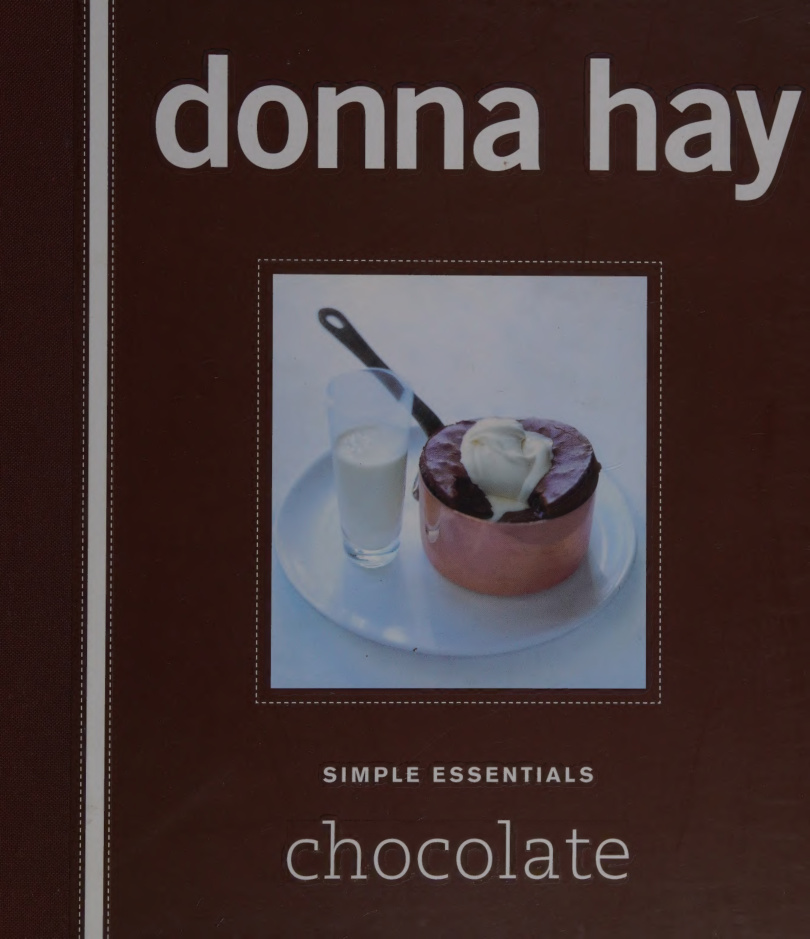 Simple Essentials Chocolate Donna Hay Kitap Kapağı