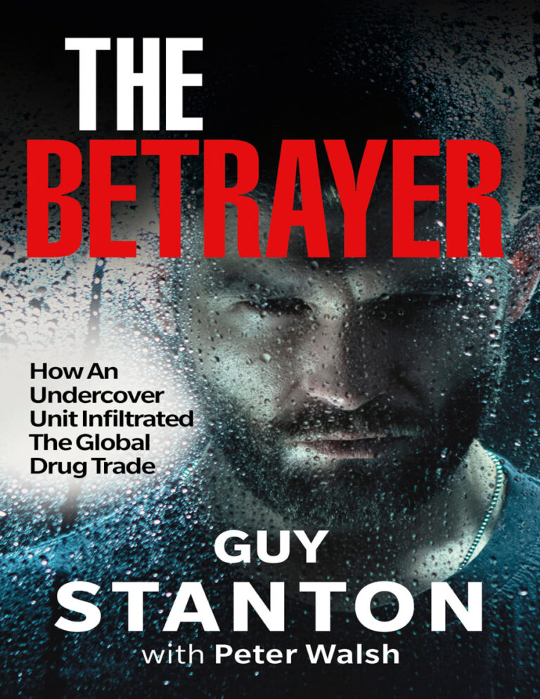 The Betrayer Guy Stanton Kitap Kapağı