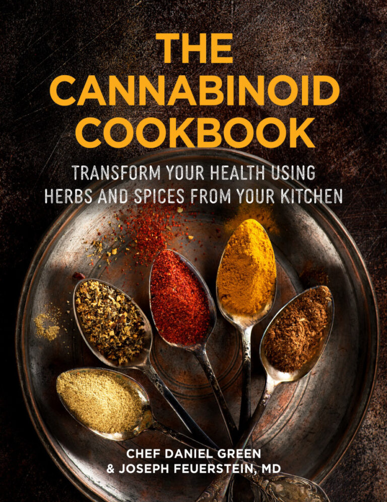 The Cannabinoid Cookbook Daniel Green Kitap Kapağı