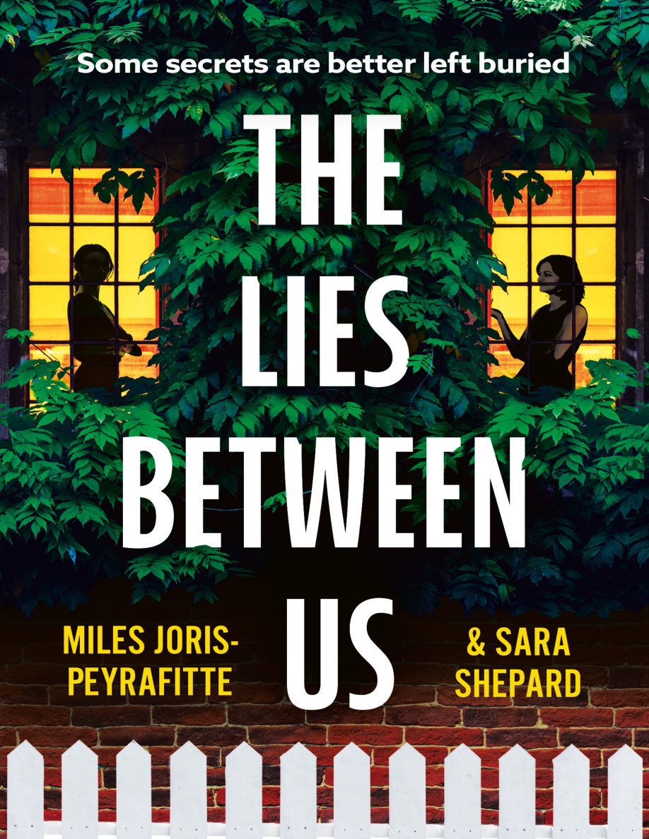The Lies Between Us Sara Shepard Kitap Kapağı