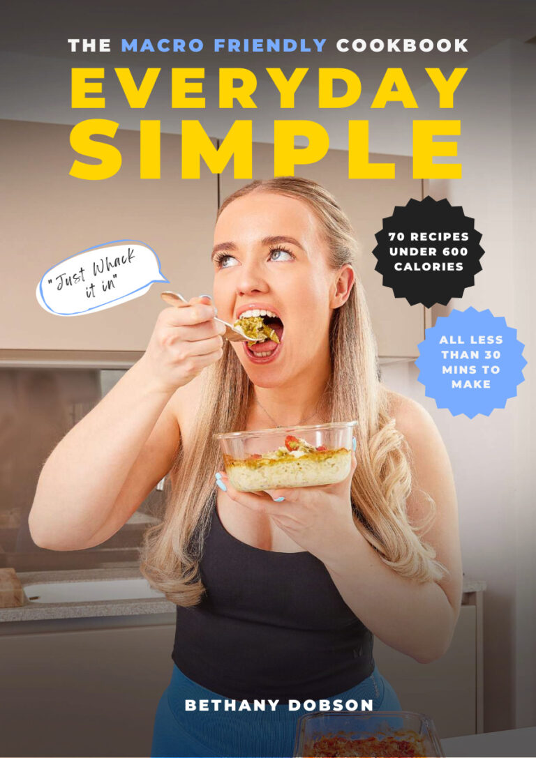 The Macro Friendly Cookbook Everyday Simple Bethany Dobson Kitap Kapağı