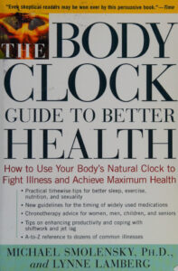 The body clock guide to better health Smolensky Kitap Kapağı