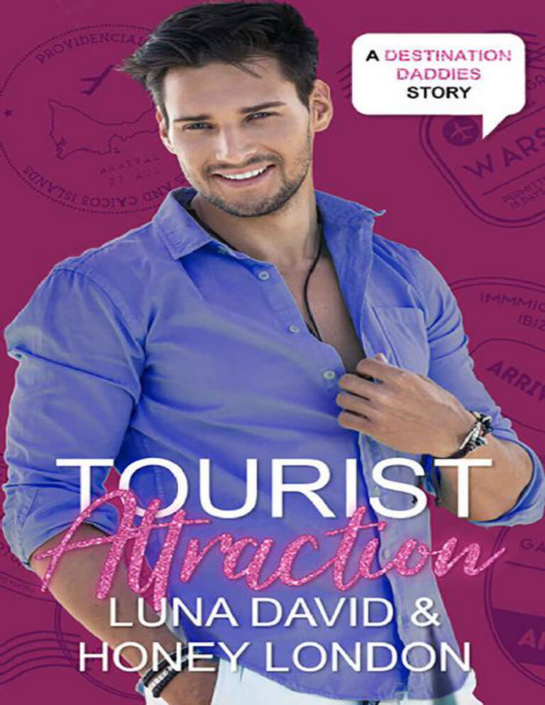 Tourist Attraction Luna David Kitap Kapağı
