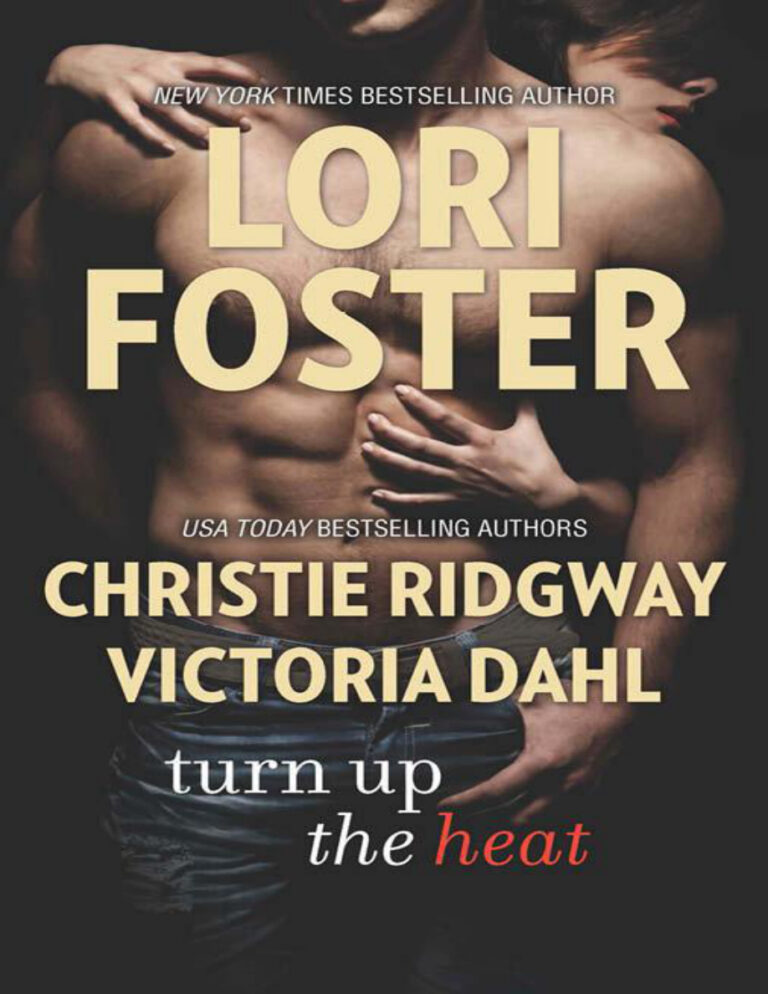 Turn Up the Heat Lori Foster Kitap Kapağı