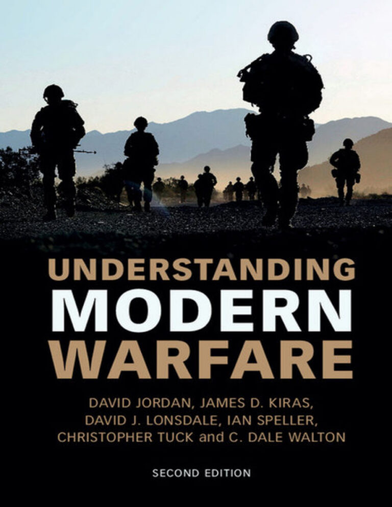 Understanding Modern Warfare by David Jordan Kitap Kapağı