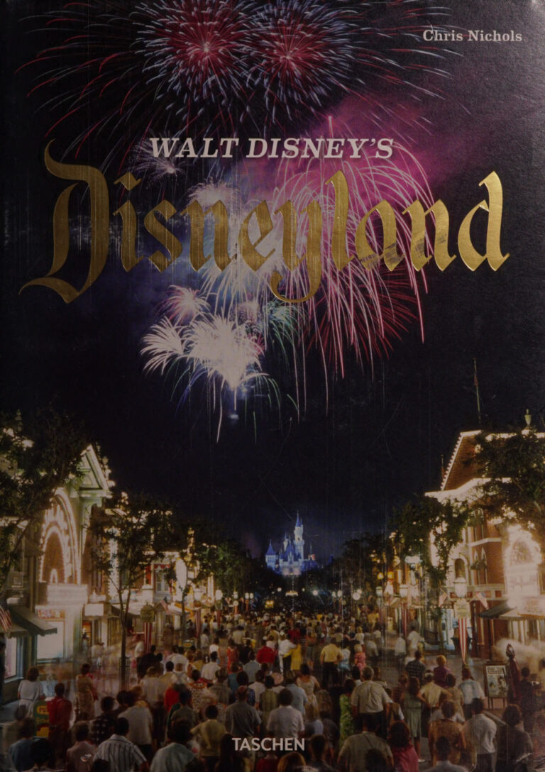 Walt Disneys Disneyland Chris Nichols Kitap Kapağı