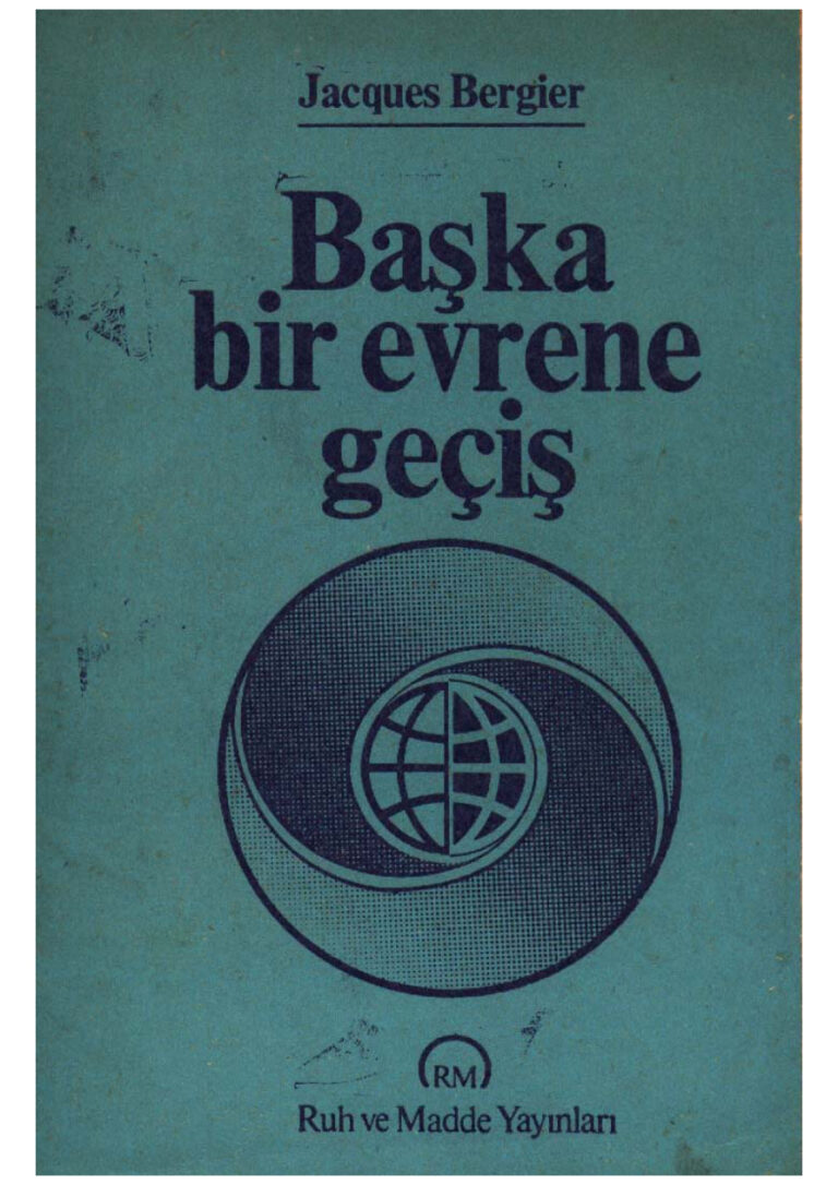 Jacques Bergier Başka Bir Evrene Geçiş Kitap Kapağı