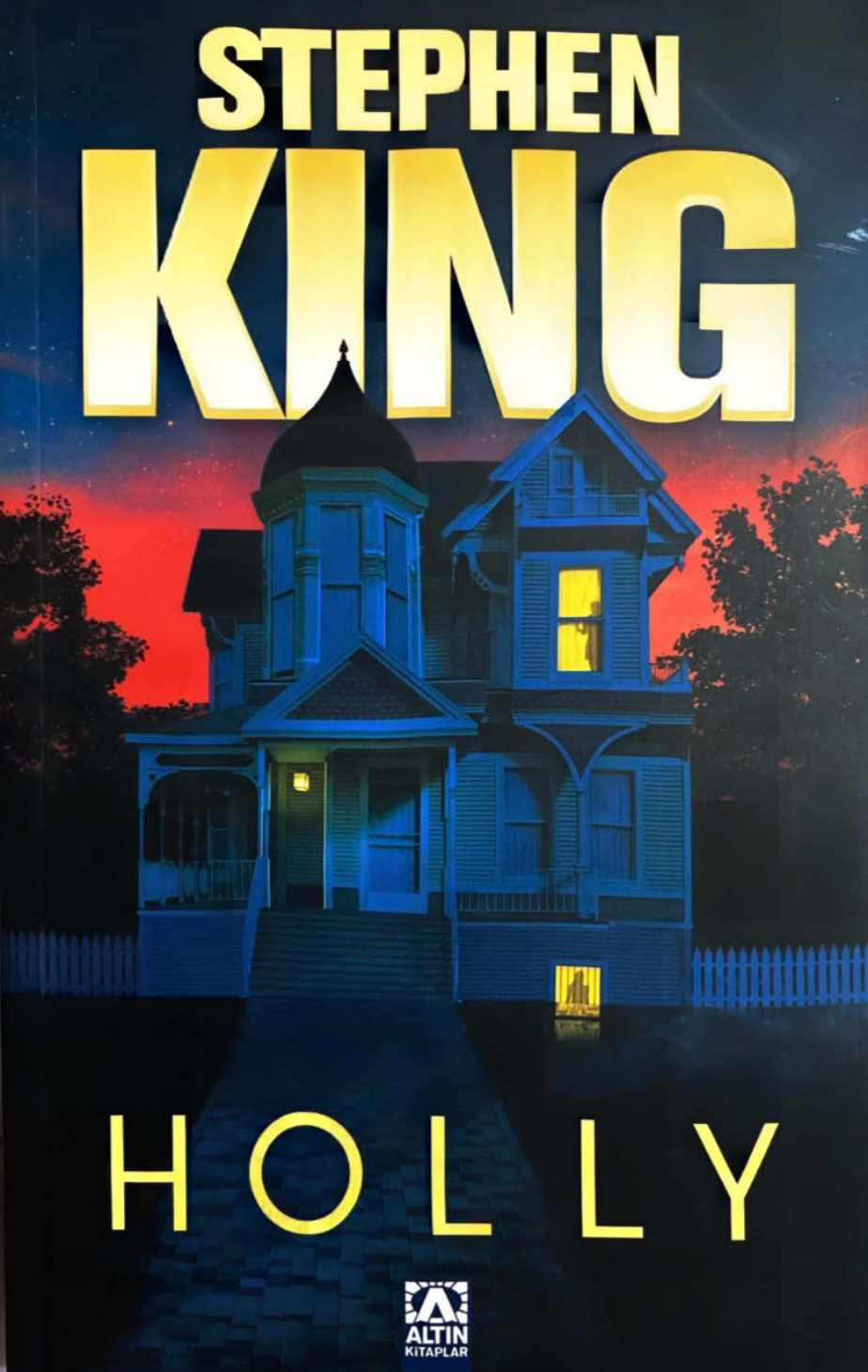Holly PDF İndir – Stephen King